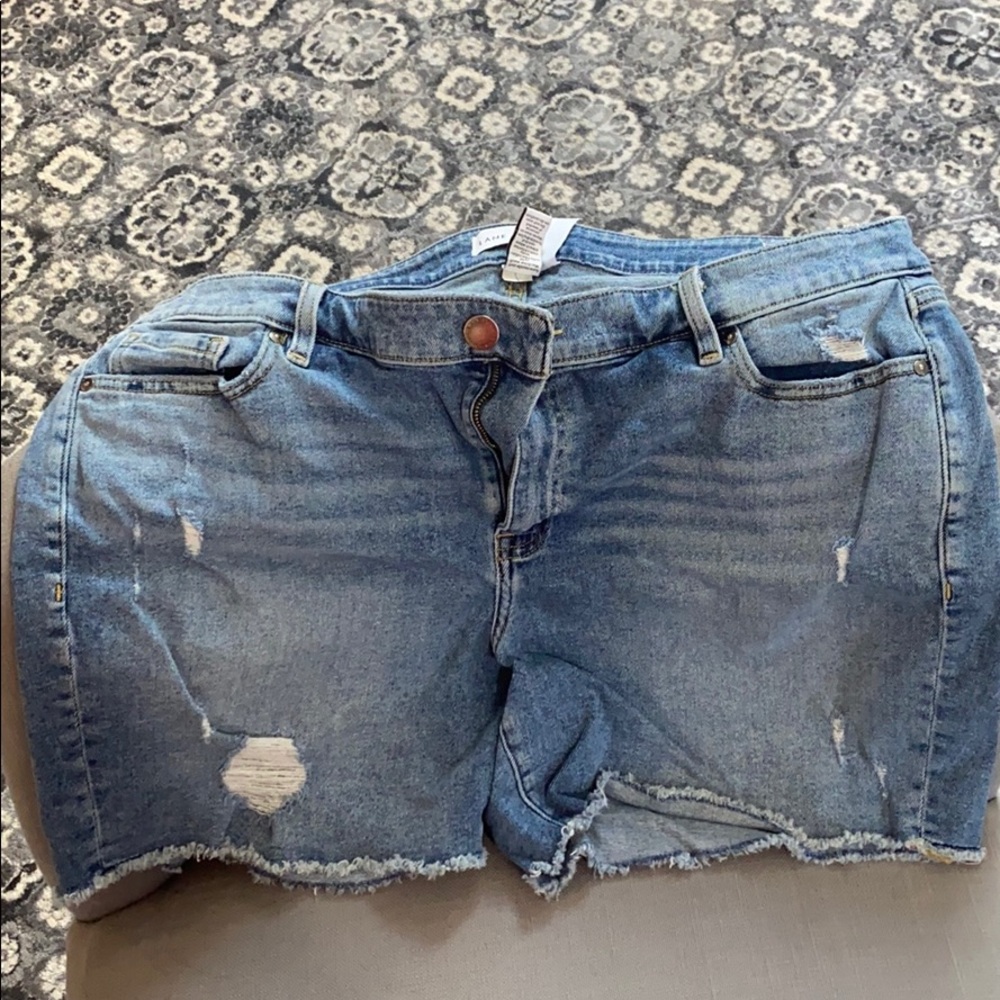 Lane Bryant girlfriend shorts